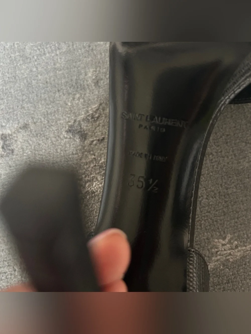 Saint Laurent Lizard Heels - Picture 2 of 11